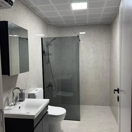 Spacious Modern In Yasamkent New Building 앙카라